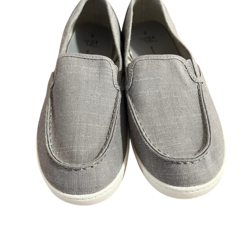 Women Gray Slip-On Shoes size 9